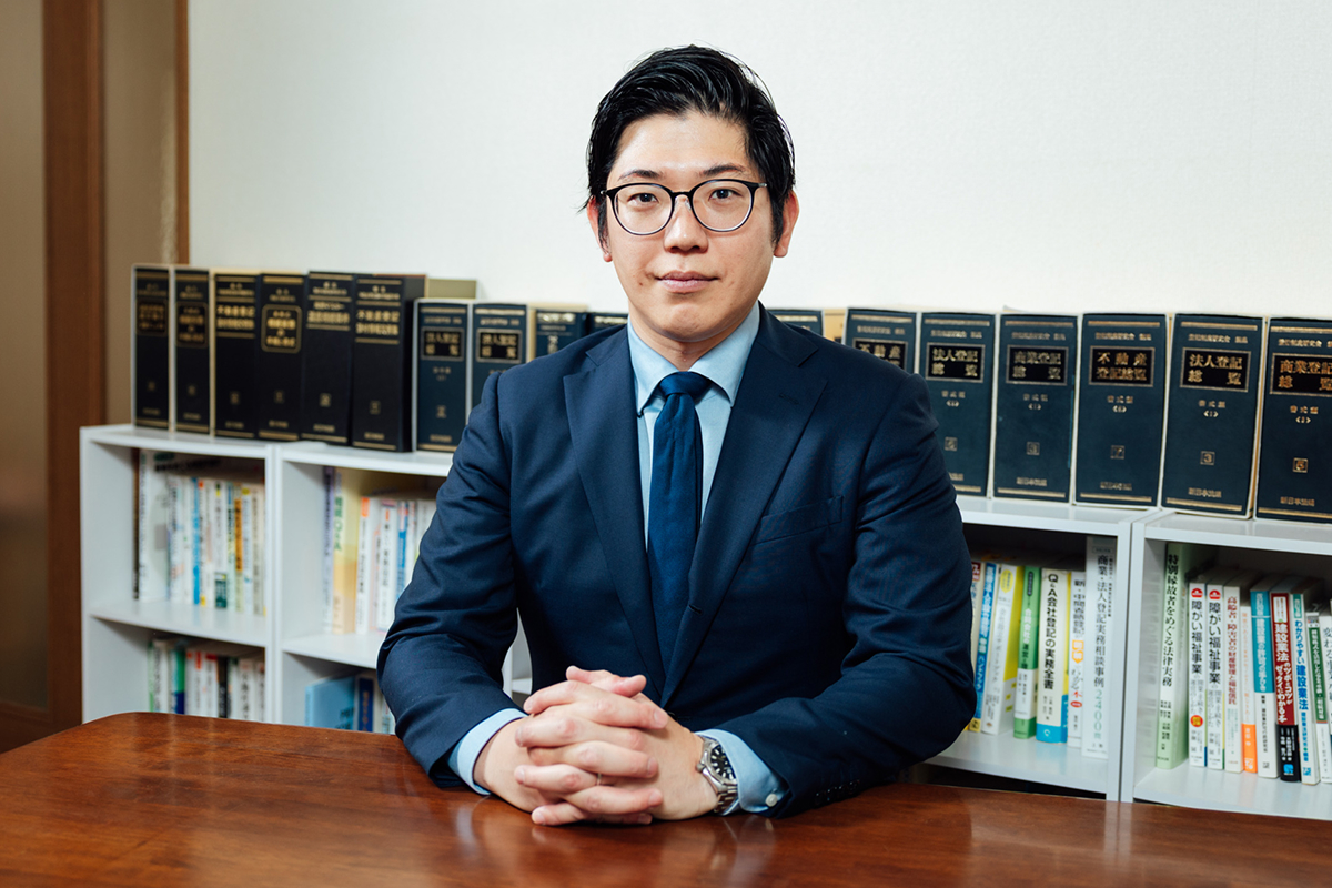 代表 今福